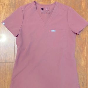 Figs scrub top, limited edition color mauve